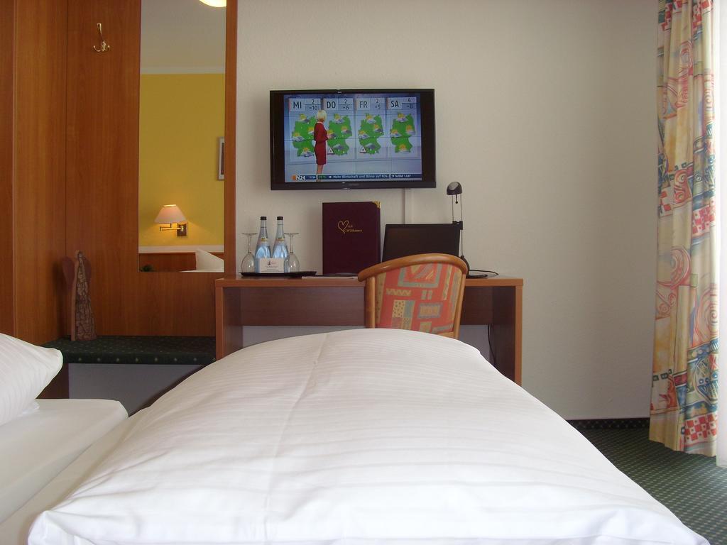 Hotel & Restaurant Engel Herbertingen Rum bild